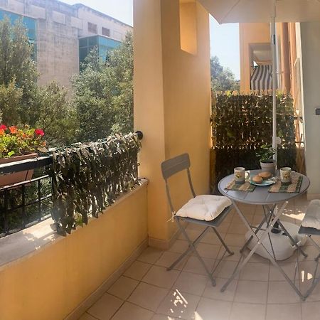 Apartamento La Dimora Di Paola Lecce Exterior foto