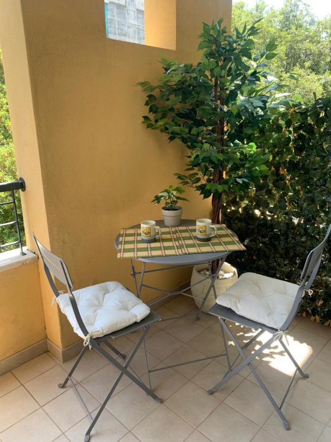 Apartamento La Dimora Di Paola Lecce Exterior foto