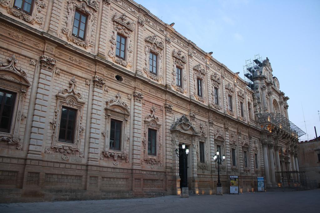 Apartamento La Dimora Di Paola Lecce Habitación foto