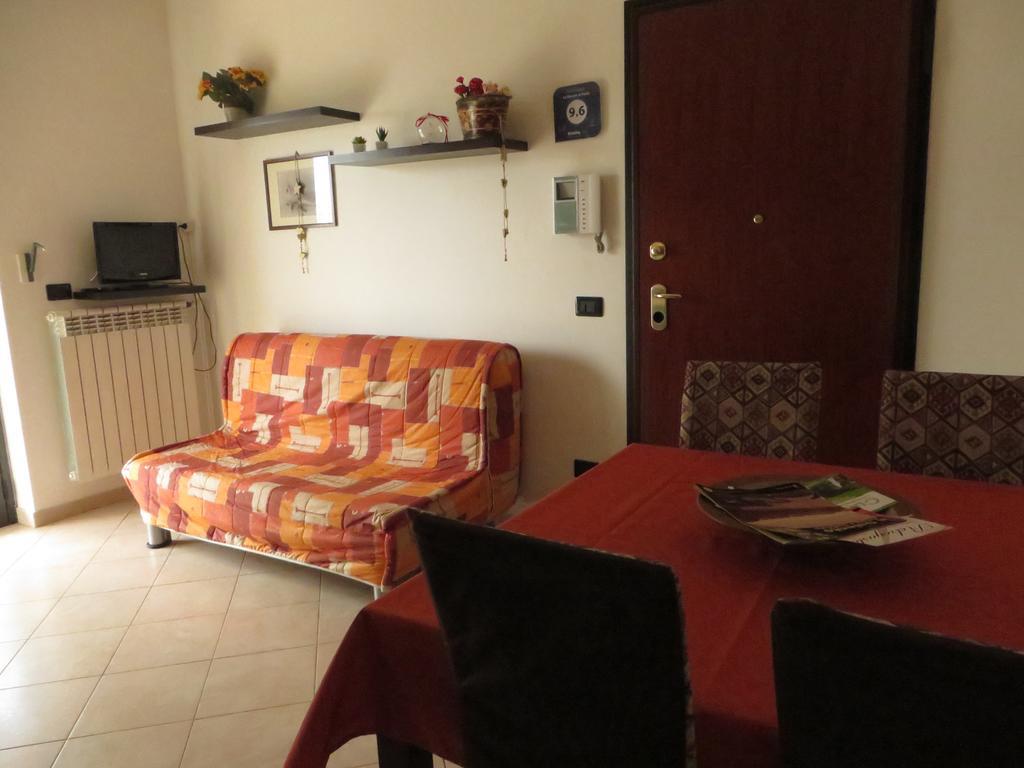 Apartamento La Dimora Di Paola Lecce Exterior foto