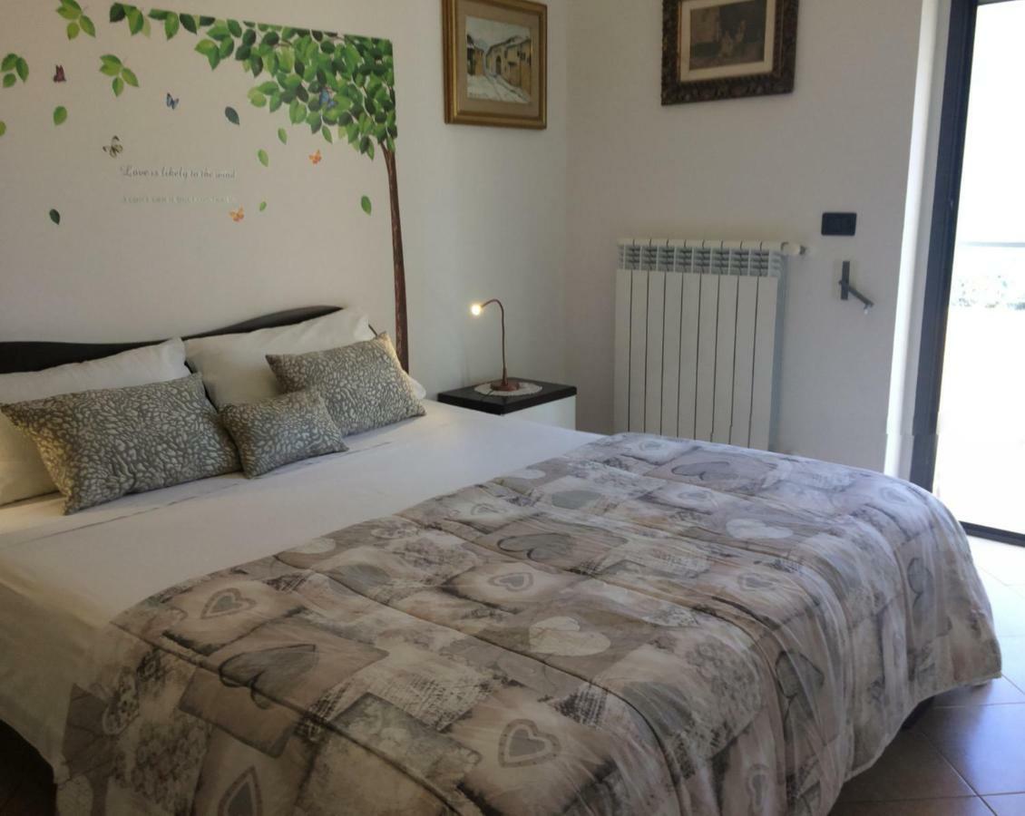 Apartamento La Dimora Di Paola Lecce Exterior foto